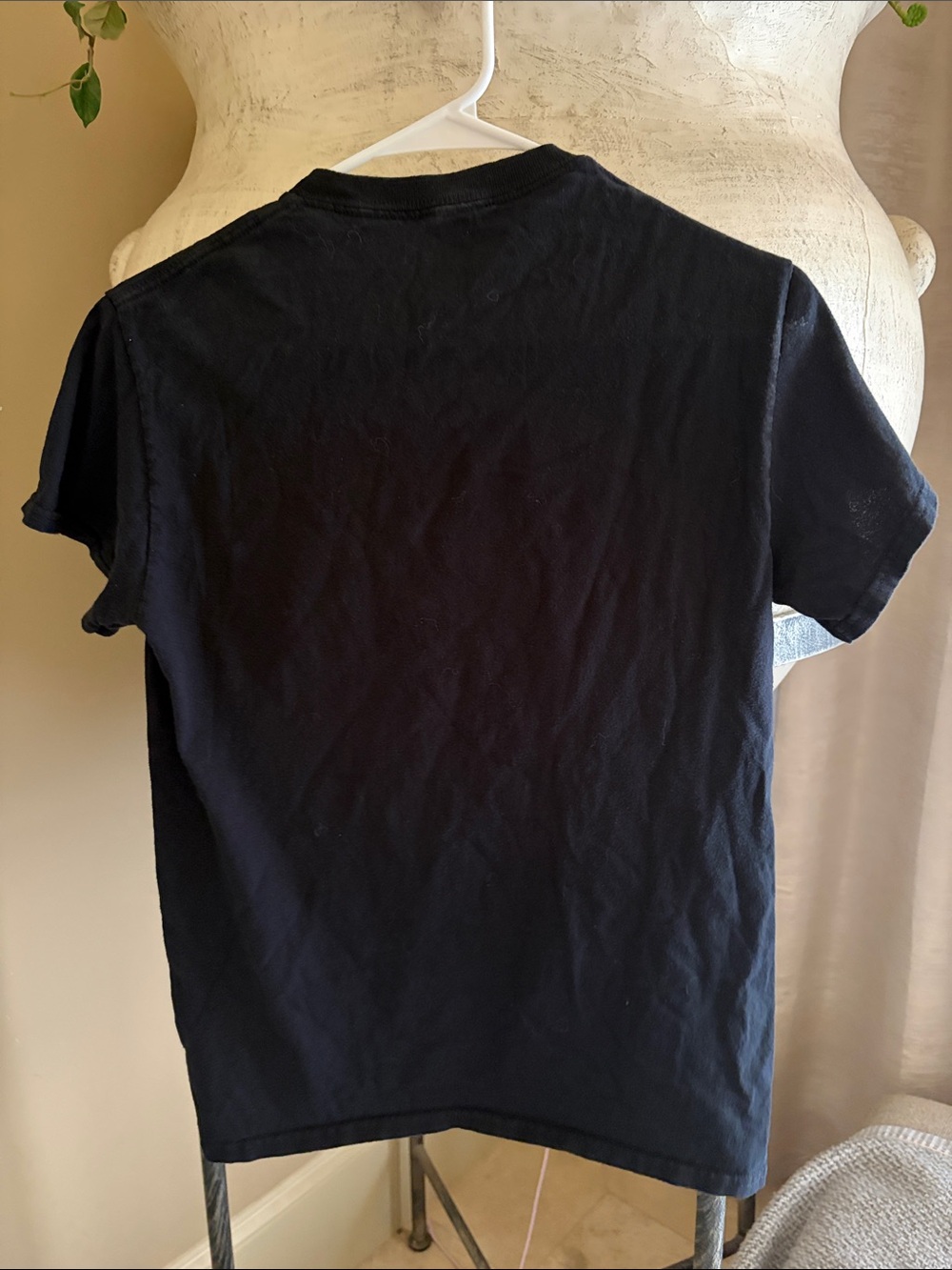 DreamWorks Black Shrek & Donkey Short Sleeve Graphic Tee - Picture 3 of 3